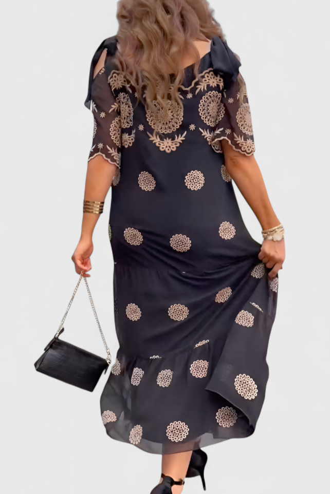 Cathy | Vestido de Verano Elegante de Malla con Diseño Hueco y Corte Fluido