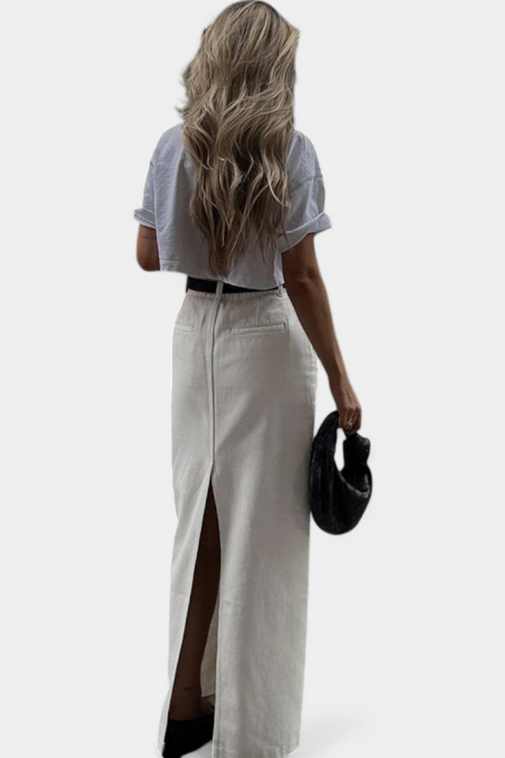 Yenifer | Falda Abertura