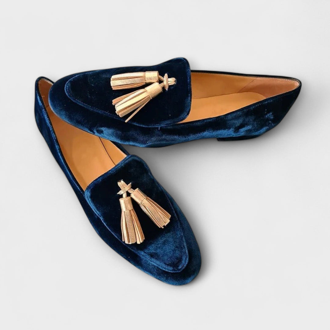 Μαρτίνα – Vintage εμπνευσμένα loafers με φούντες