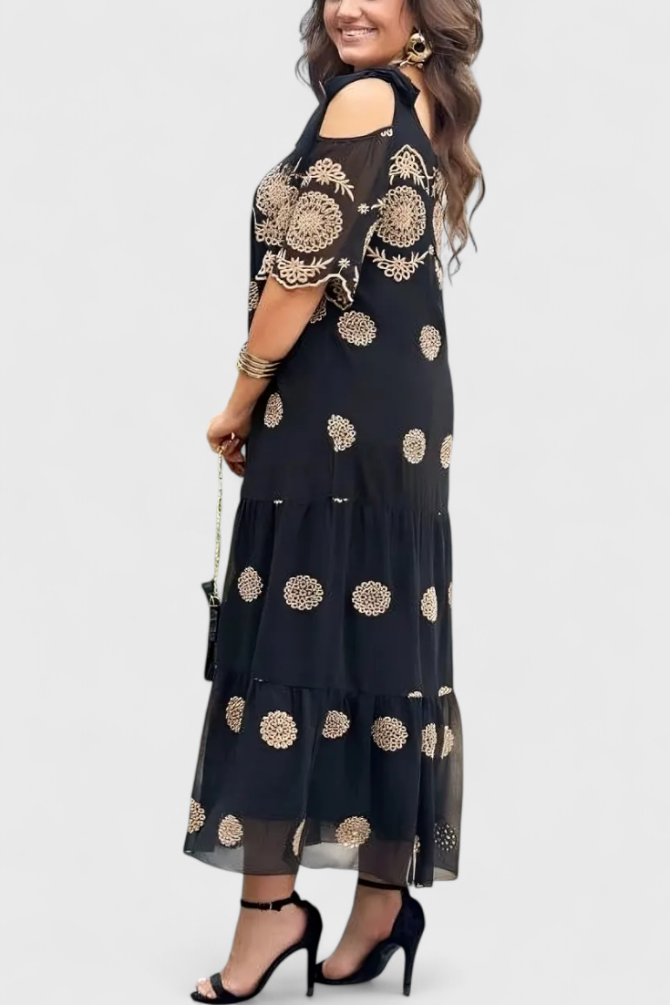 Cathy | Vestido de Verano Elegante de Malla con Diseño Hueco y Corte Fluido
