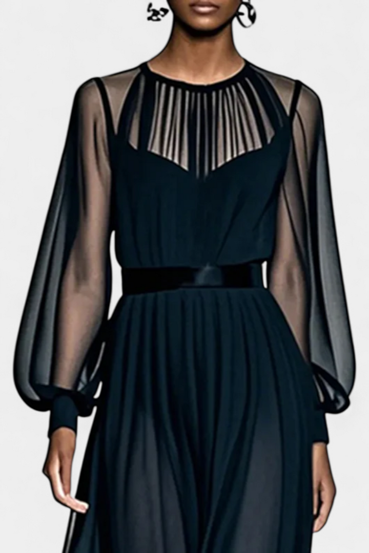 Aurelia | Vestido Maxi de Gasa Plisada con Transparencias