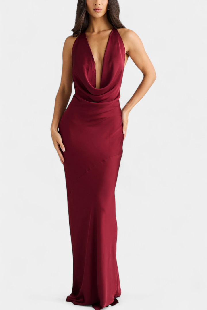 Zayana Vestido Elegante | Drapeado y Flor Desmontable