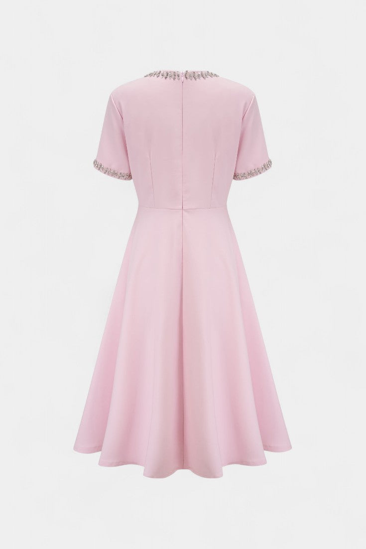 Linda Vestido Midi Acampanado | Lazo de Cristal | Detalles Elegantes