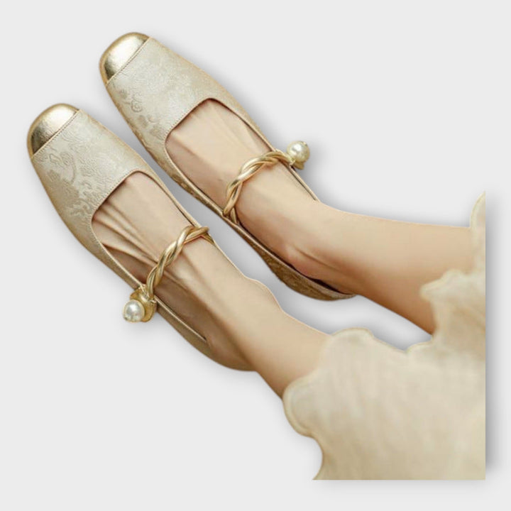 Κομψές Μπαλαρίνες με Εκλεπτυσμένες Λεπτομέρειες