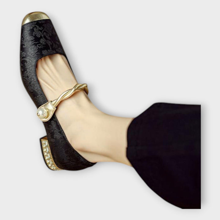 Κομψές Μπαλαρίνες με Εκλεπτυσμένες Λεπτομέρειες