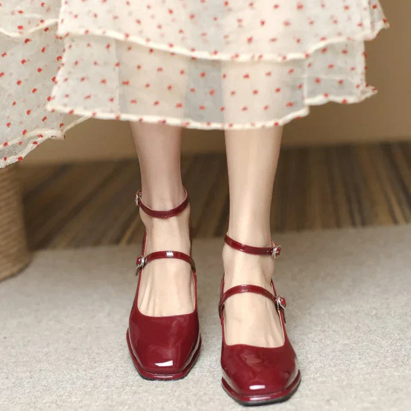 Κομψά Παπούτσια με Λουράκι στον Αστράγαλο