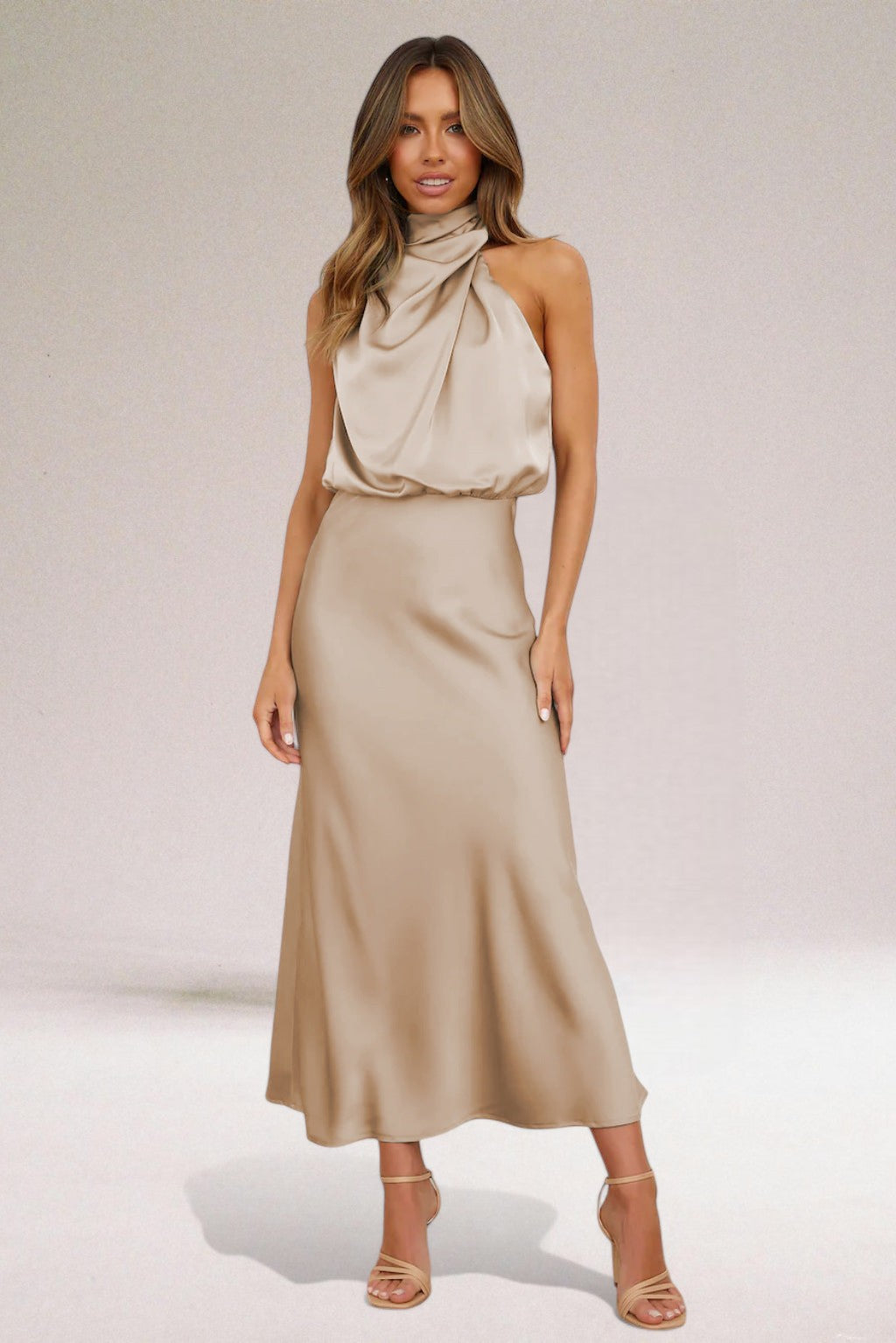 Berta | Vestido Satinado de Glamour
