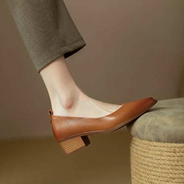 Η κλασική γόβα Helen