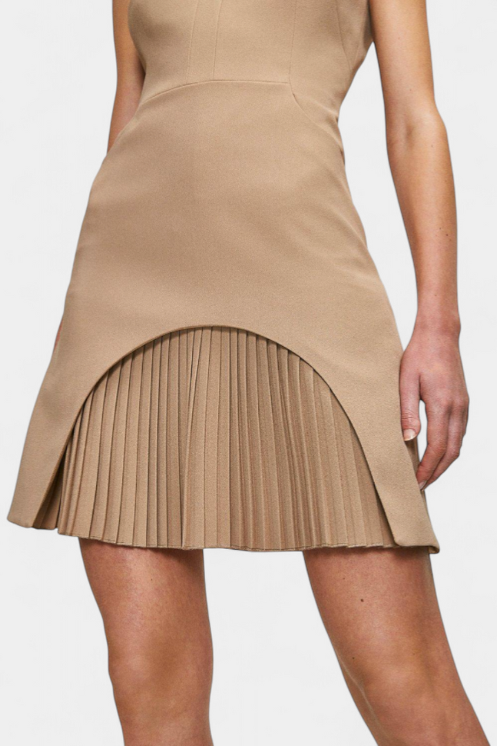Karen Vestido Mini | Cuello Alto | Detalle Plisado