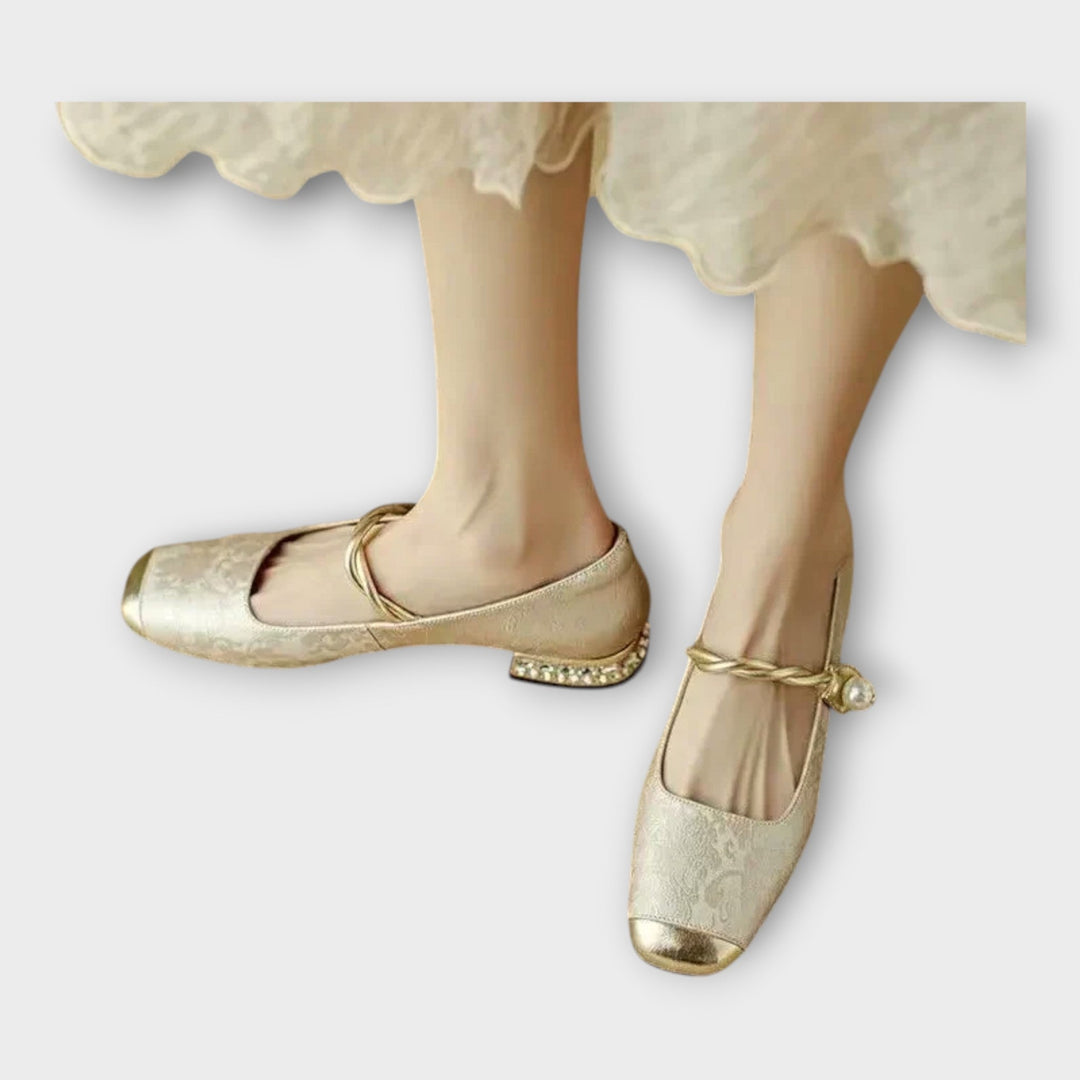 Κομψές Μπαλαρίνες με Εκλεπτυσμένες Λεπτομέρειες