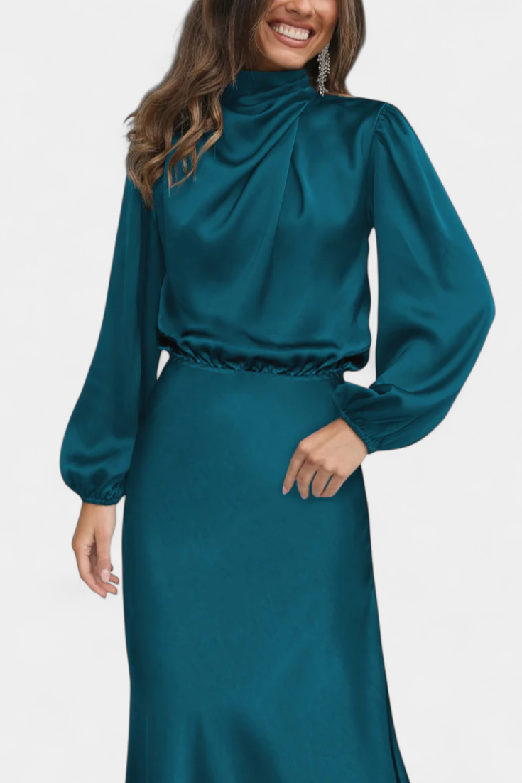 Cecila Vestido Maxi | Cuello Alto | Detalle Floral